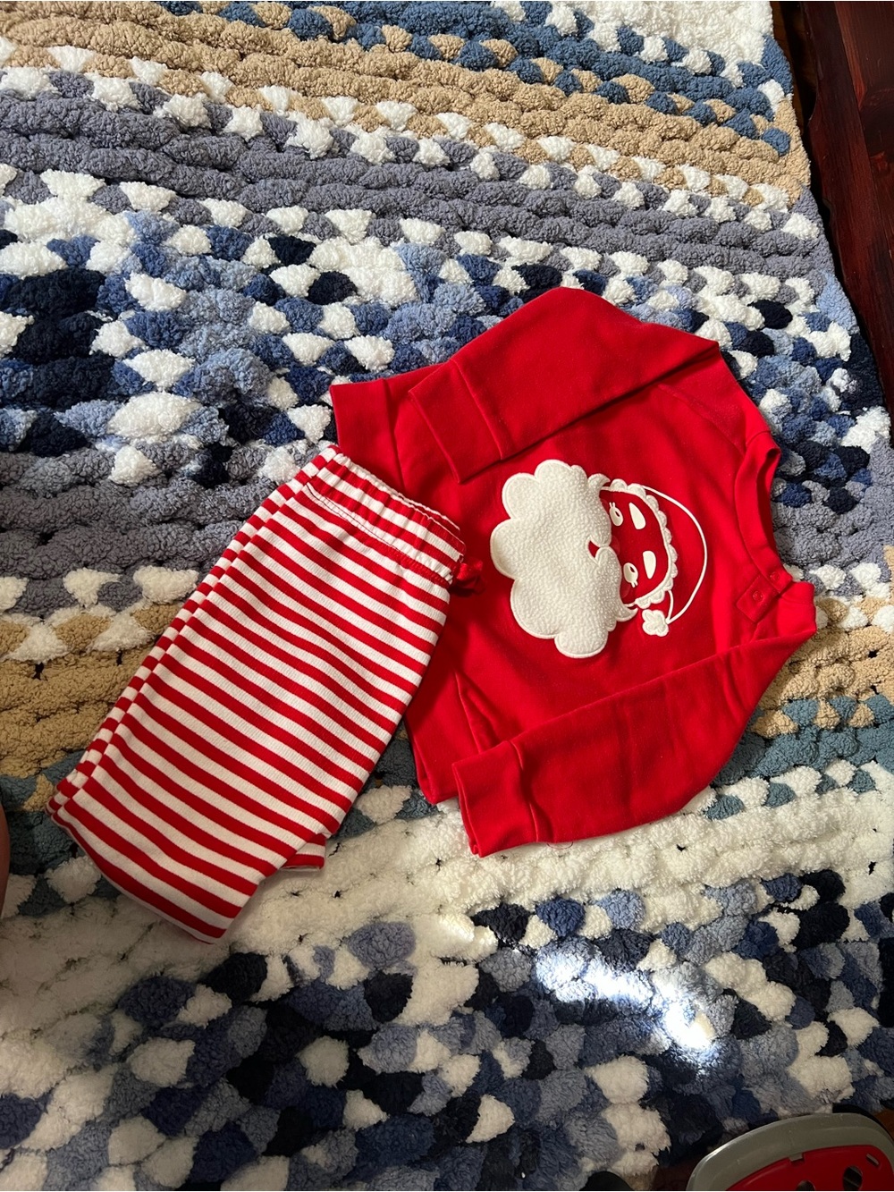 Cat & Jack Red Kids Pajama Set with White Cloud Graphic